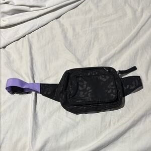 Target Black and Purple girls crossbody bag adjustable strap worn once like new